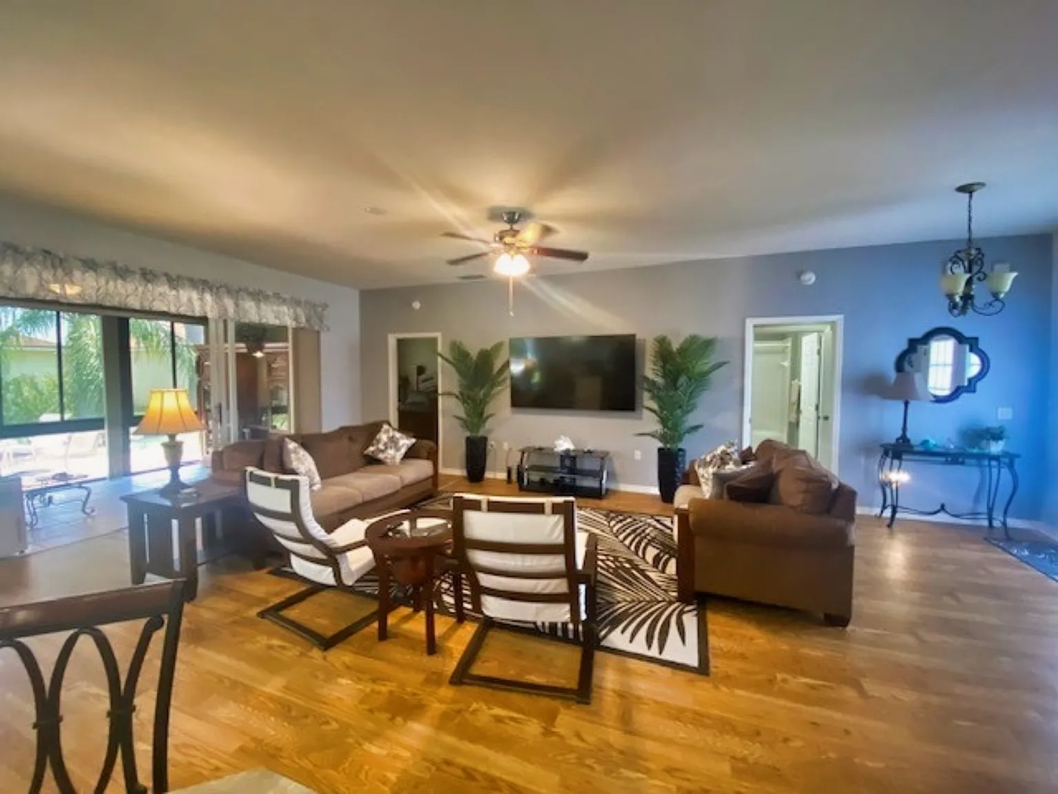 2 bed, 1530 sqft, $2,700 — Photo 4