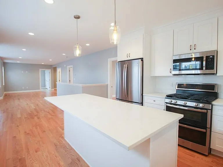 11 Hicks Ave #1 — Photo 14