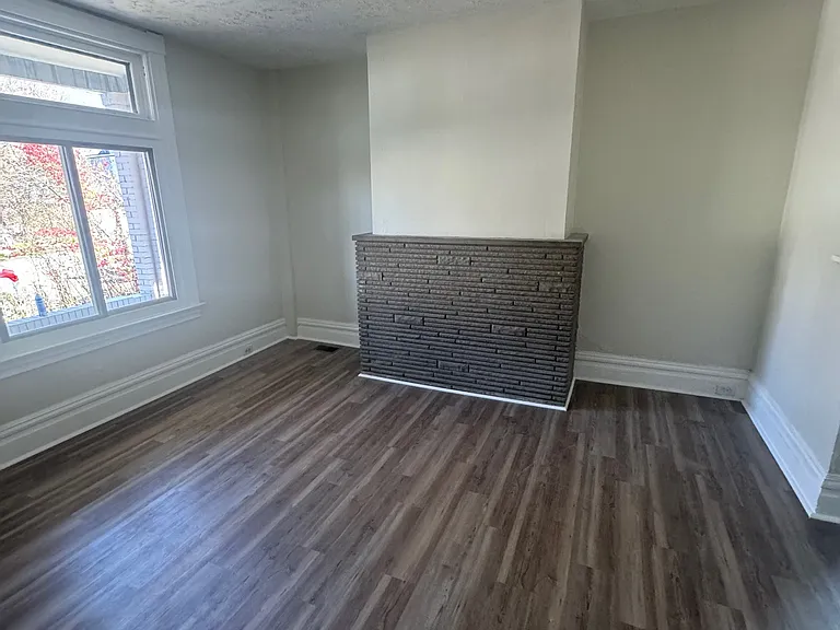 6440 Dean St — Photo 9