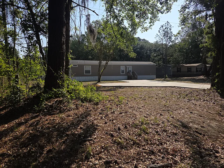 1040 Short Cut Rd — Photo 18