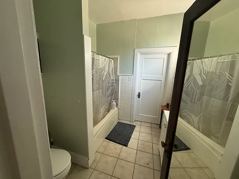366 S Winebiddle St #6 — Photo 6