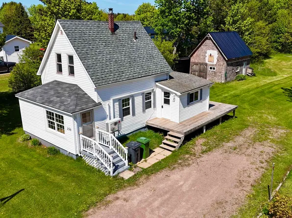 250 Church St, Tignish, PE C0B 2B0