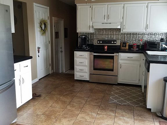 4th image of 34 Gina Ct