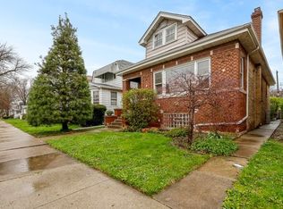 5627 N Keystone Ave, Chicago, IL 60646