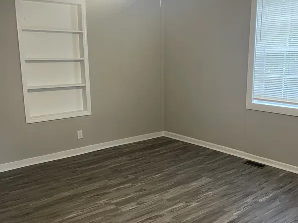 604 Degroat St, Lagrange, GA 30241