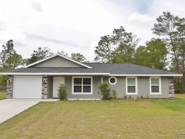 7888 N Maltese Dr, Citrus Springs, FL 34433