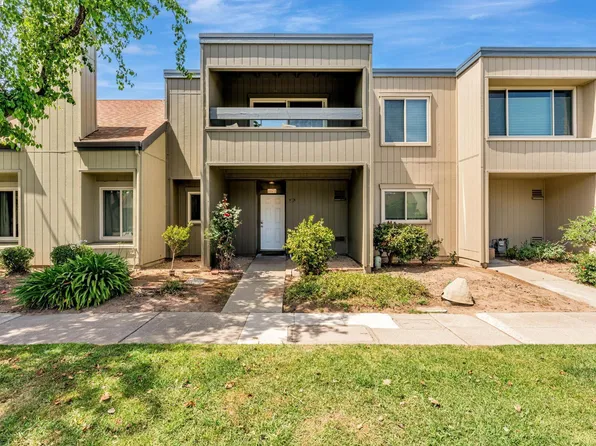 1071 Mangrove Ln, Alameda, CA 94502