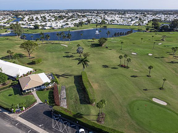 2nd image of 300 SW Golfview Terrace #142