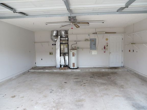 3rd image of 2450 Ambrosia Dr