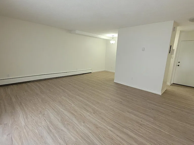 6630 McKay Ave #209 — Photo 8
