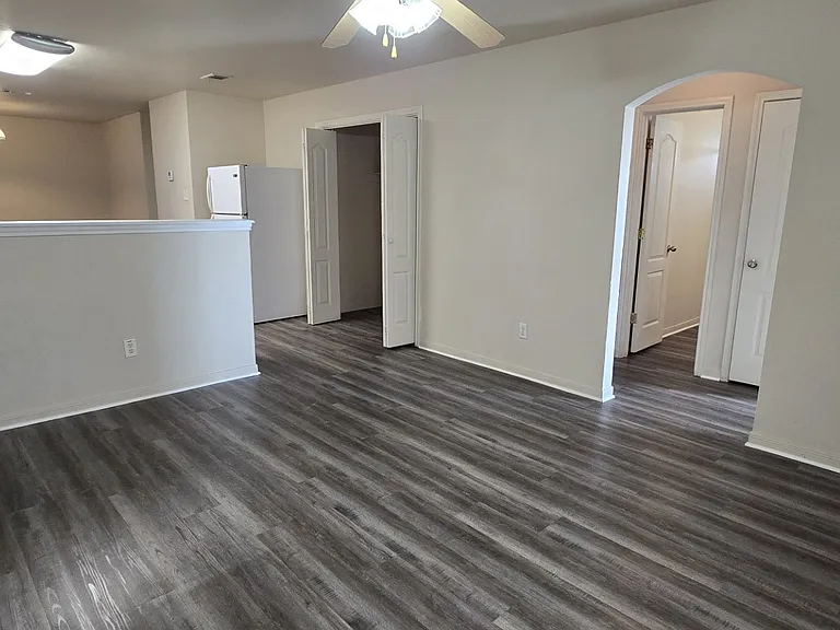 418-D Brittney 3 living rm (1)_08042026