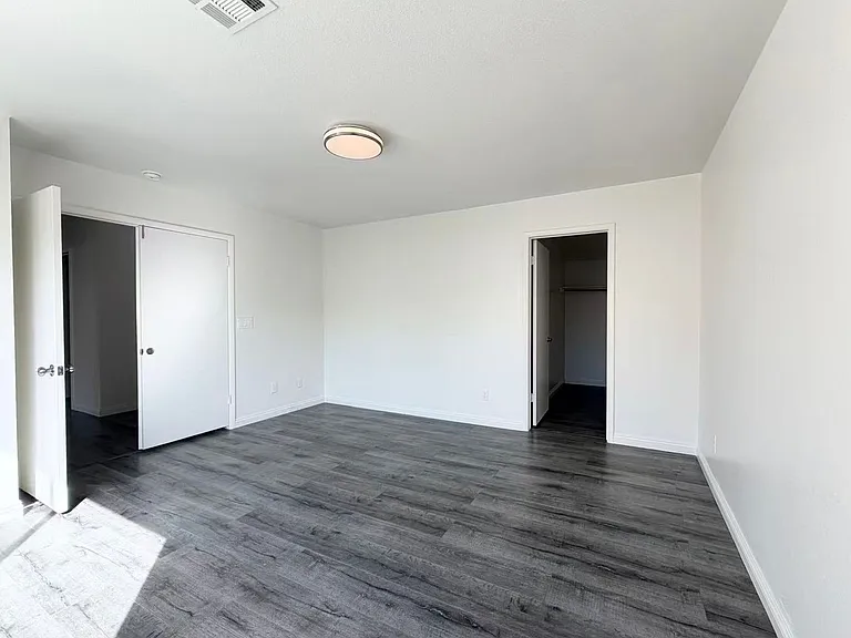 261 Delfino Way — Photo 20