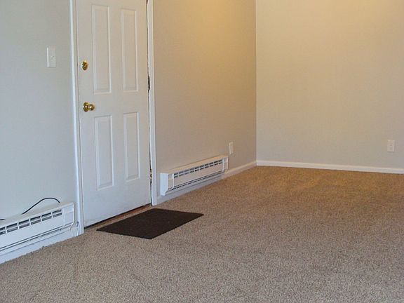 3rd image of 998 W Beaver Creek Blvd #B207