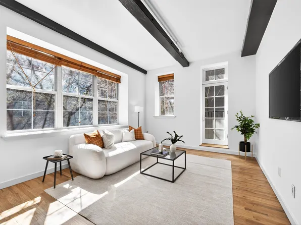 1034 Clinton Street image 1 of 23