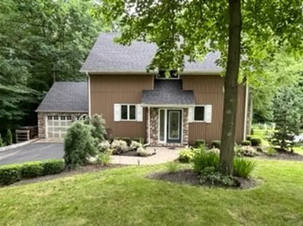 45 Willadell Rd, Transfer, PA 16154