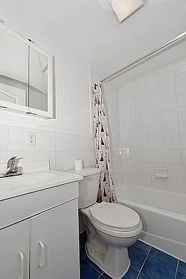 134 Allen St #8 — Photo 10