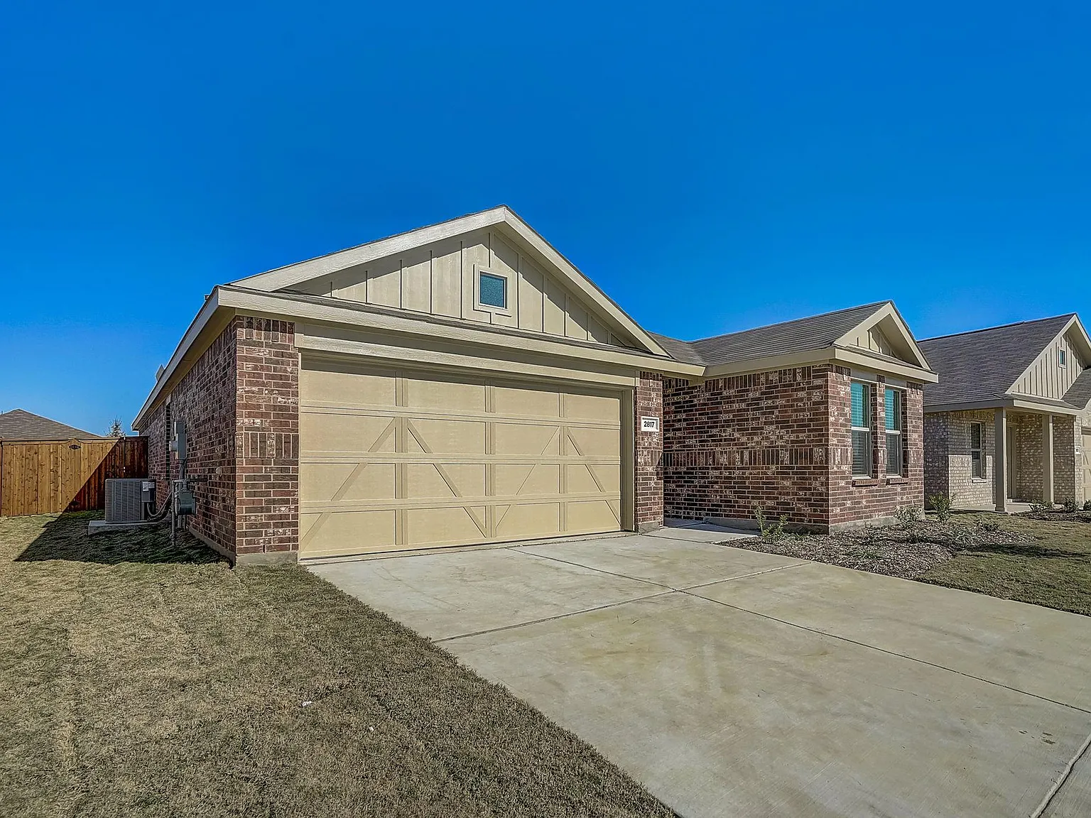 4 bed, 1847 sqft, $2,290 — Photo 2