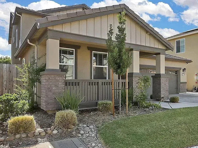 1670 Dedini Ln — Photo 2