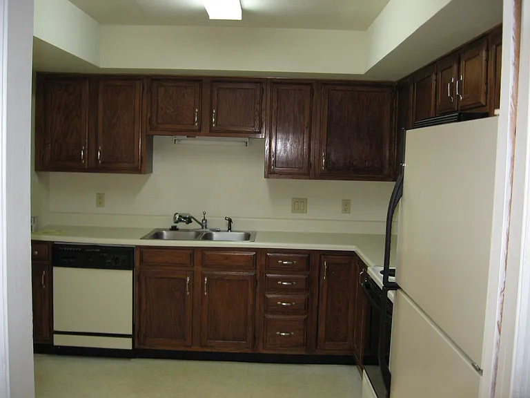 8432 Woodbend Trl — Photo 4