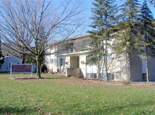909 E Grand River Ave APT 7, Brighton, MI 48116