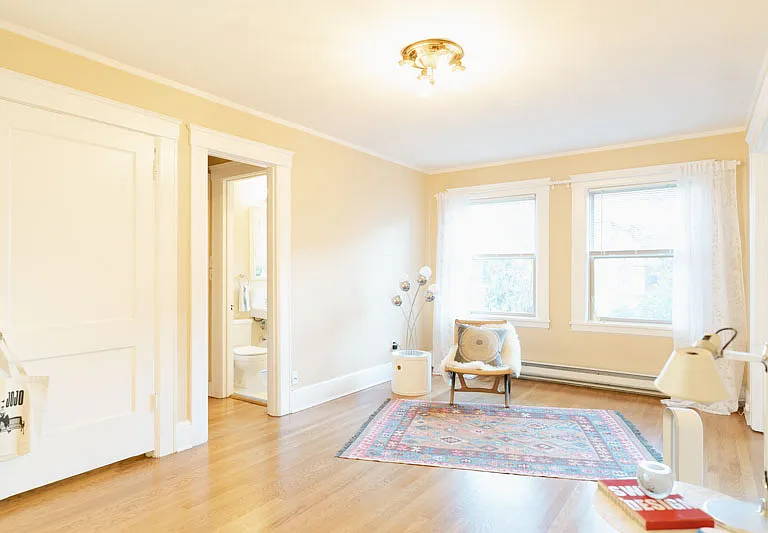 Cascadia Apartments — Photo 4