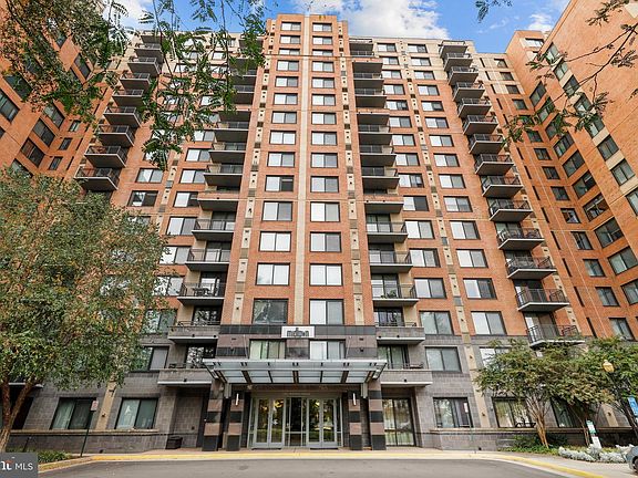 3rd image of 2451 Midtown Ave APT 1022