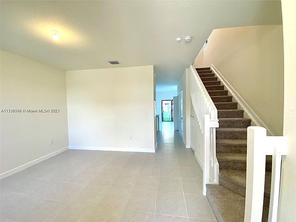 4th image of 3409 W 111th Pl #3409