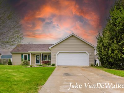 1114 Winter Cherry Ln, Vicksburg, MI, 49097