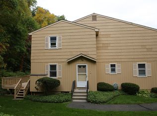 2 Eagle Rock Hl, Bethel, CT 06801