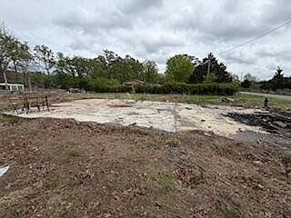 4th image of 329 Peacock Rd