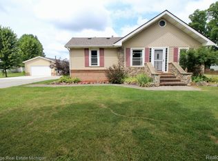 15352 Duffield Rd, Byron, MI 48418