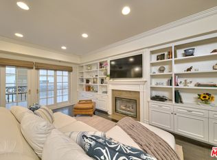 11807 Dorothy St APT 2, Los Angeles, CA 90049