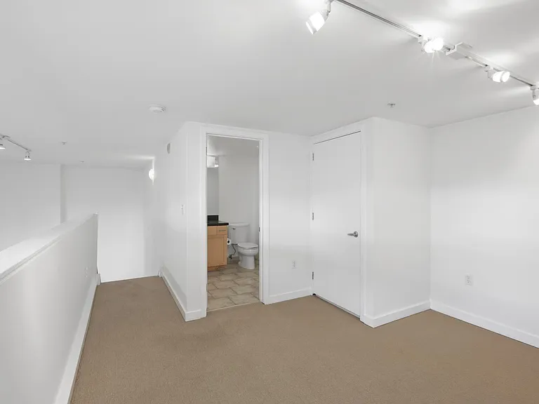 460 Natoma St #9 — Photo 12