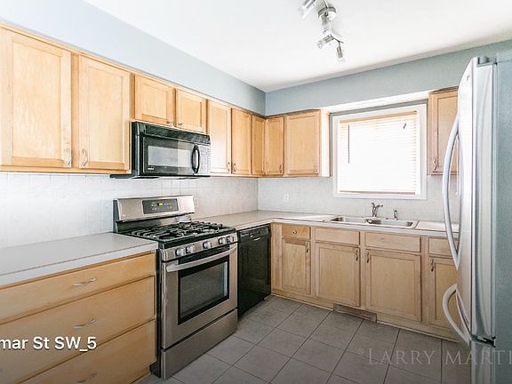 5th image of 4613 Billmar St SW