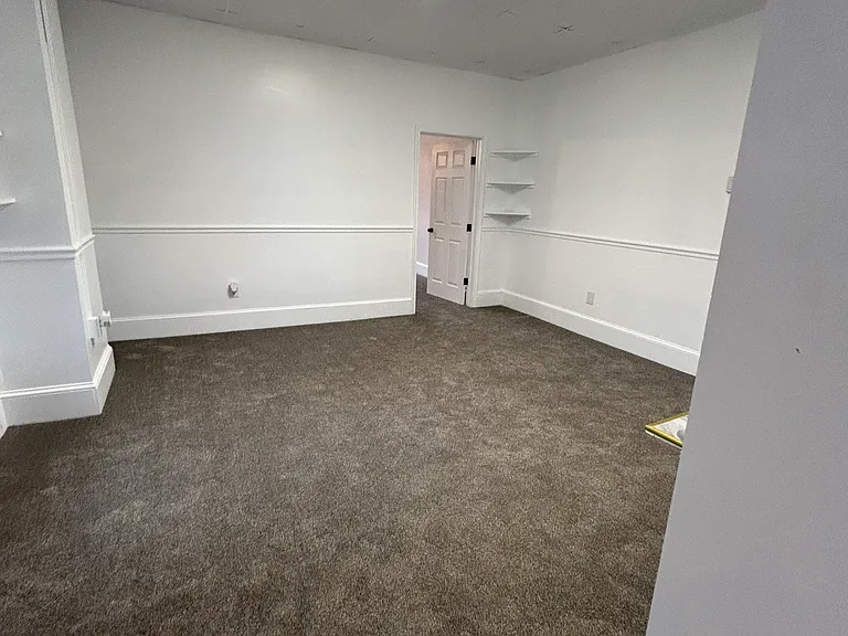49 Liberty St #4 — Photo 10
