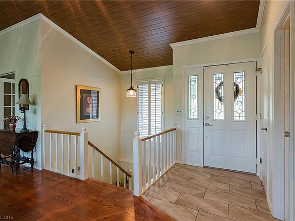 4th image of 10 Plockton Ln