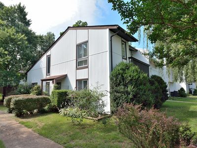 28 Monarch Dr, Sterling, VA, 20164