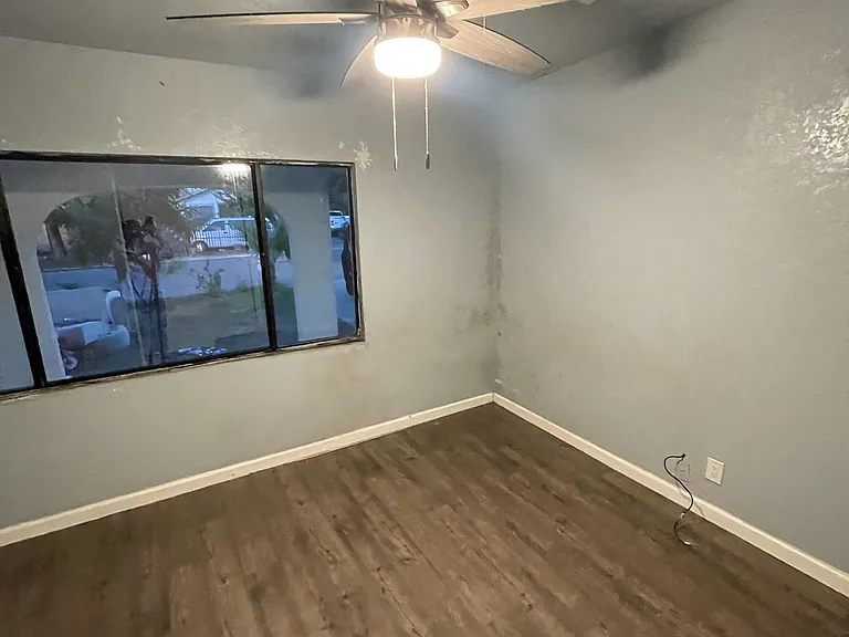 9715 Stanford Ave — Photo 3