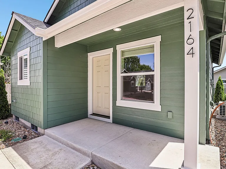 Cottages at Laurel — Photo 61