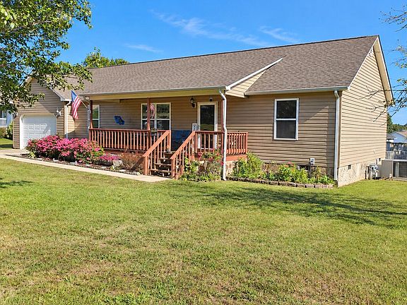 3rd image of 127 Auburn Sunset Way