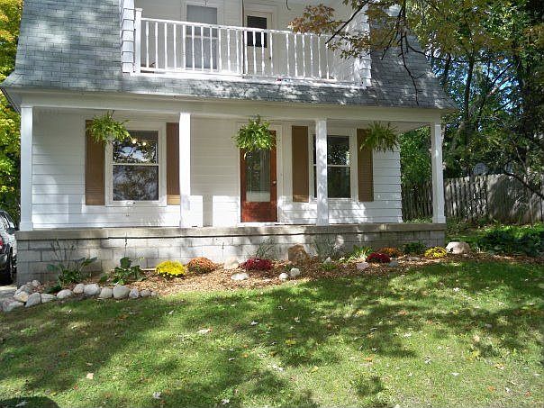 1st image of 2029 Leonard St NW