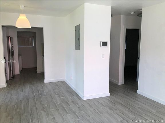 2nd image of 220 NW 46th St #220
