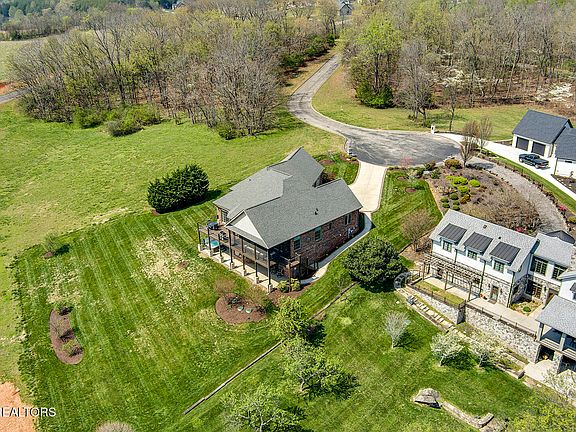 4th image of 154 Song Sparrow Ln