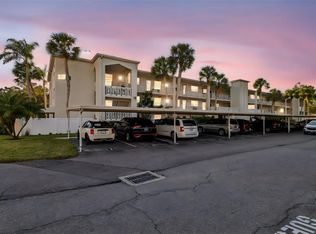 946 Virginia St APT 201, Dunedin, FL 34698