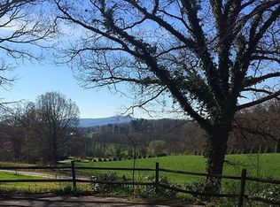 126 School House Rd, Mills River, NC 28759