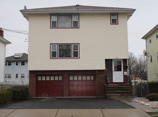 302 Miller Ave, Elmwood Park, NJ 07407