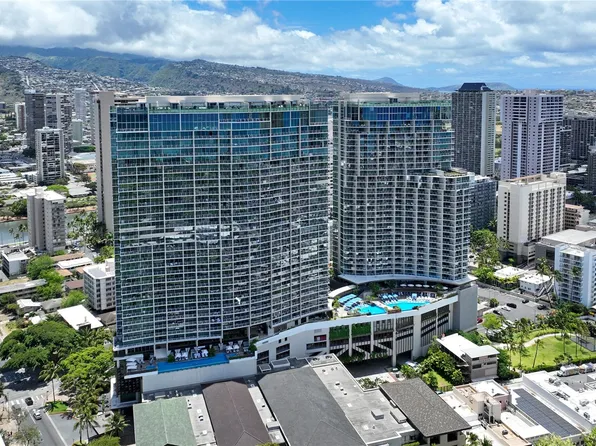 383 Kalaimoku St #1703, Honolulu, HI 96815