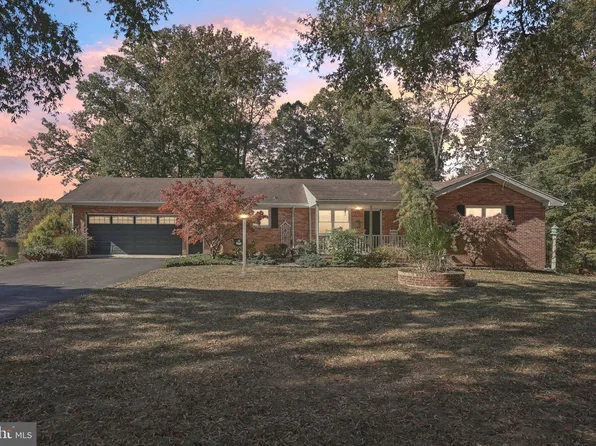 115 Lakeview Dr, Woodstown, NJ 08098