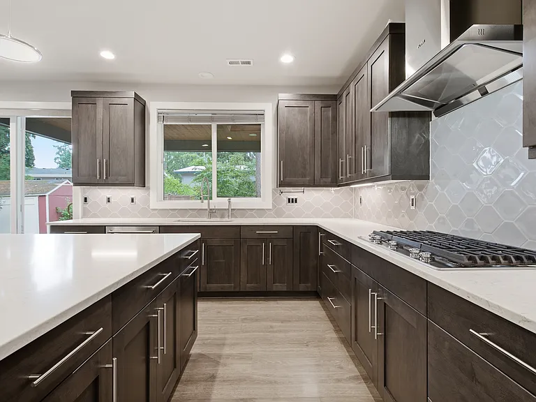 8629 NE 134th Pl — Photo 8