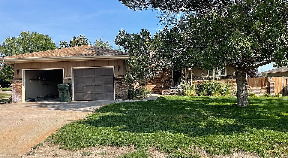 1st image of 503 Seminole Dr